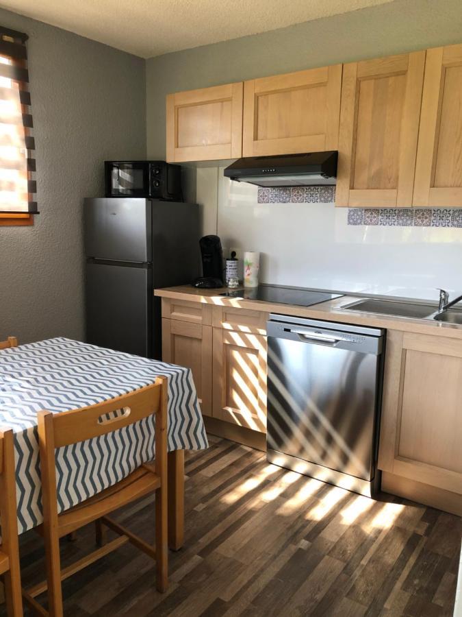 Cottage 4 Personnes Dans Domaine Prive Signy-le-Petit Exteriér fotografie